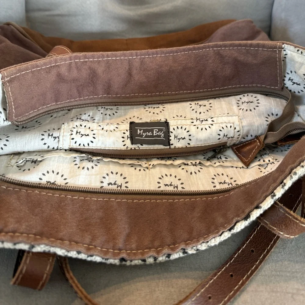 Myra Purse - Picture 2 of 4